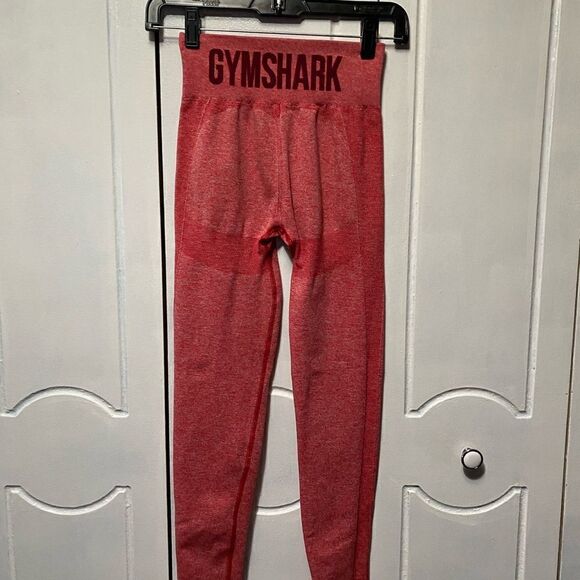 Gymshark logo leggings XS women’s red - Picture 3 of 5